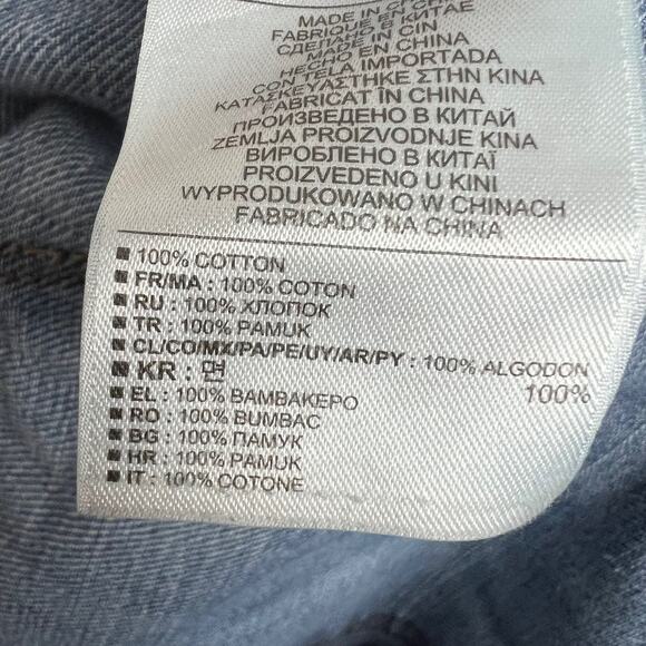 Gap Women's‎ Size 28R Sexy Boyfriend Mid Rise Blue Denim Distressed Jeans - Picture 9 of 9